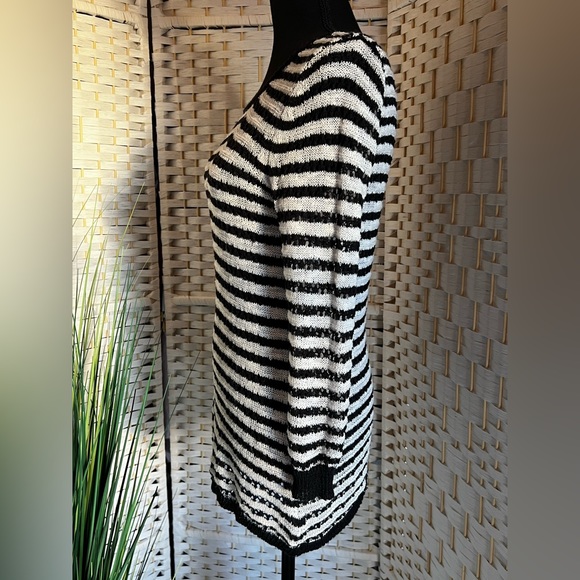 Excellent Condition-Pina Rossi Open Knit Button Back Stripe Sweater - Size M - Picture 2 of 6